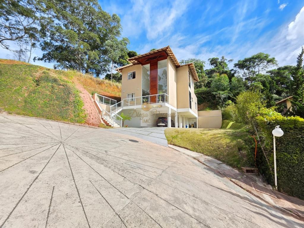 Casa de Condomínio à venda com 3 quartos, 600m² - Foto 1