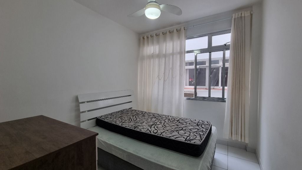 Apartamento à venda com 2 quartos, 65m² - Foto 3