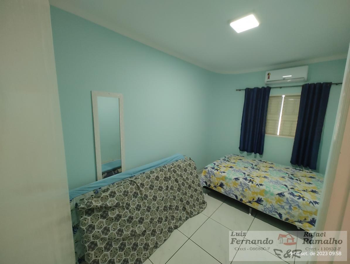 Casa à venda com 6 quartos, 250m² - Foto 7