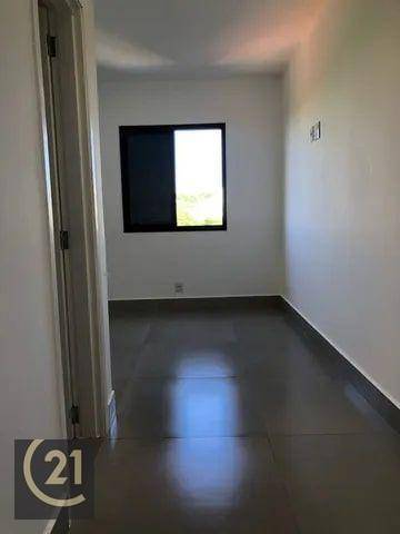 Apartamento à venda com 3 quartos, 84m² - Foto 2