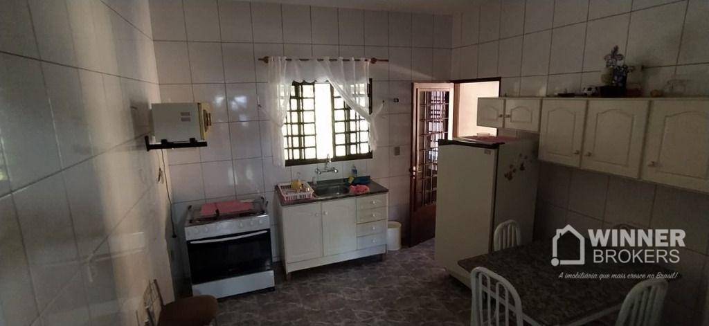 Chácara à venda com 2 quartos, 250m² - Foto 25