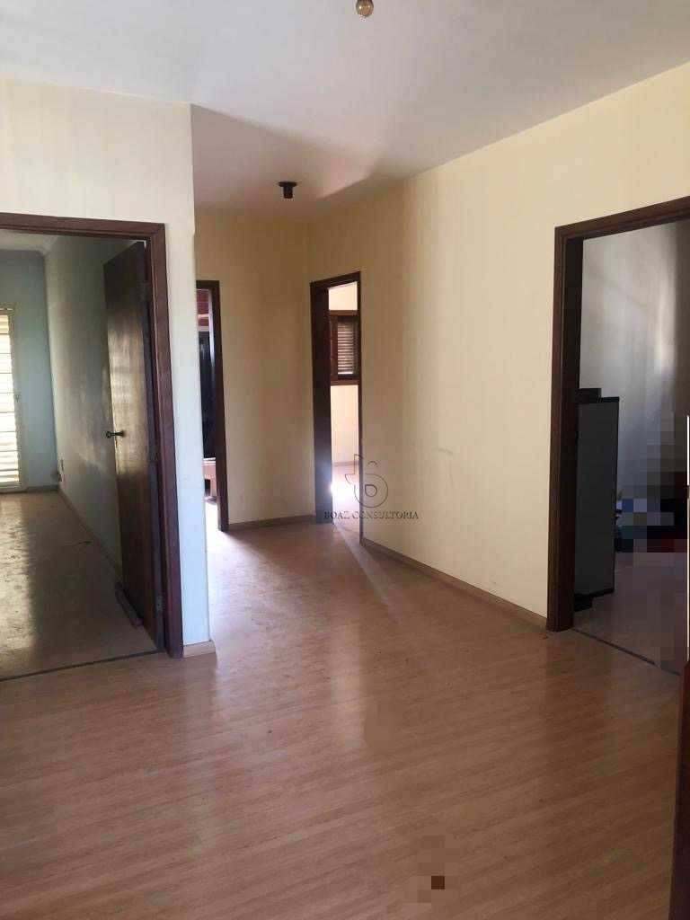 Casa à venda e aluguel com 5 quartos, 600m² - Foto 2