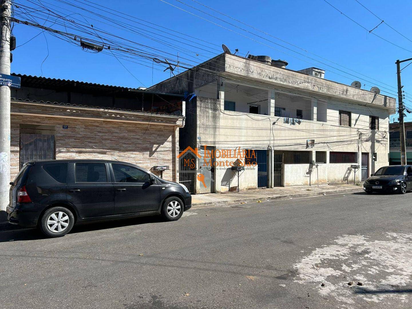 Casa à venda com 8 quartos, 600m² - Foto 17