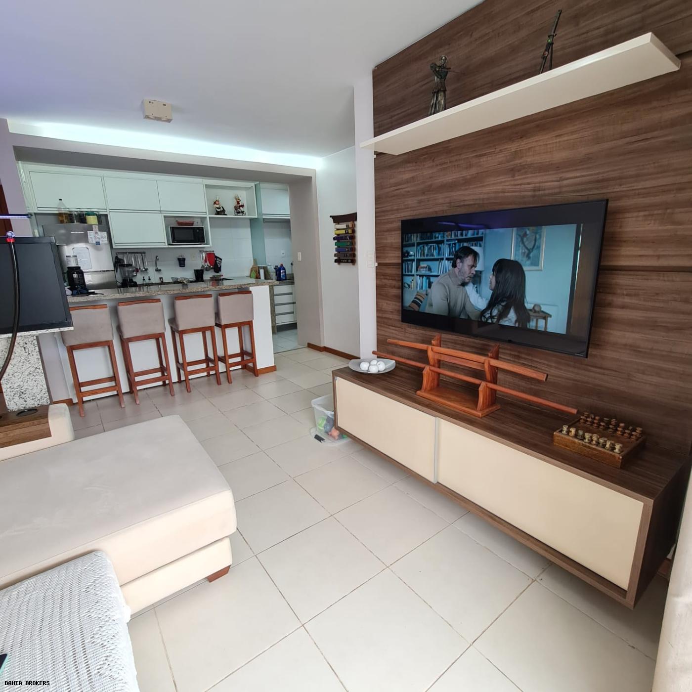 Apartamento à venda com 2 quartos, 71m² - Foto 1