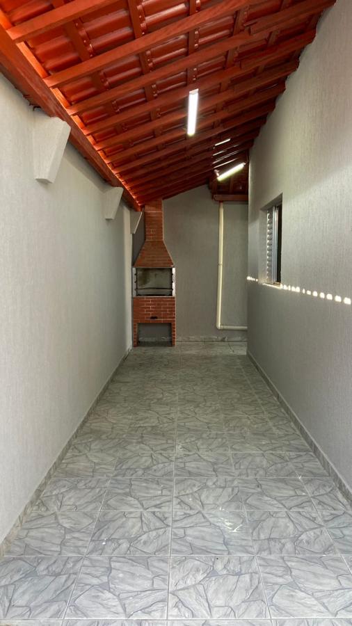 Casa à venda com 2 quartos, 60m² - Foto 12