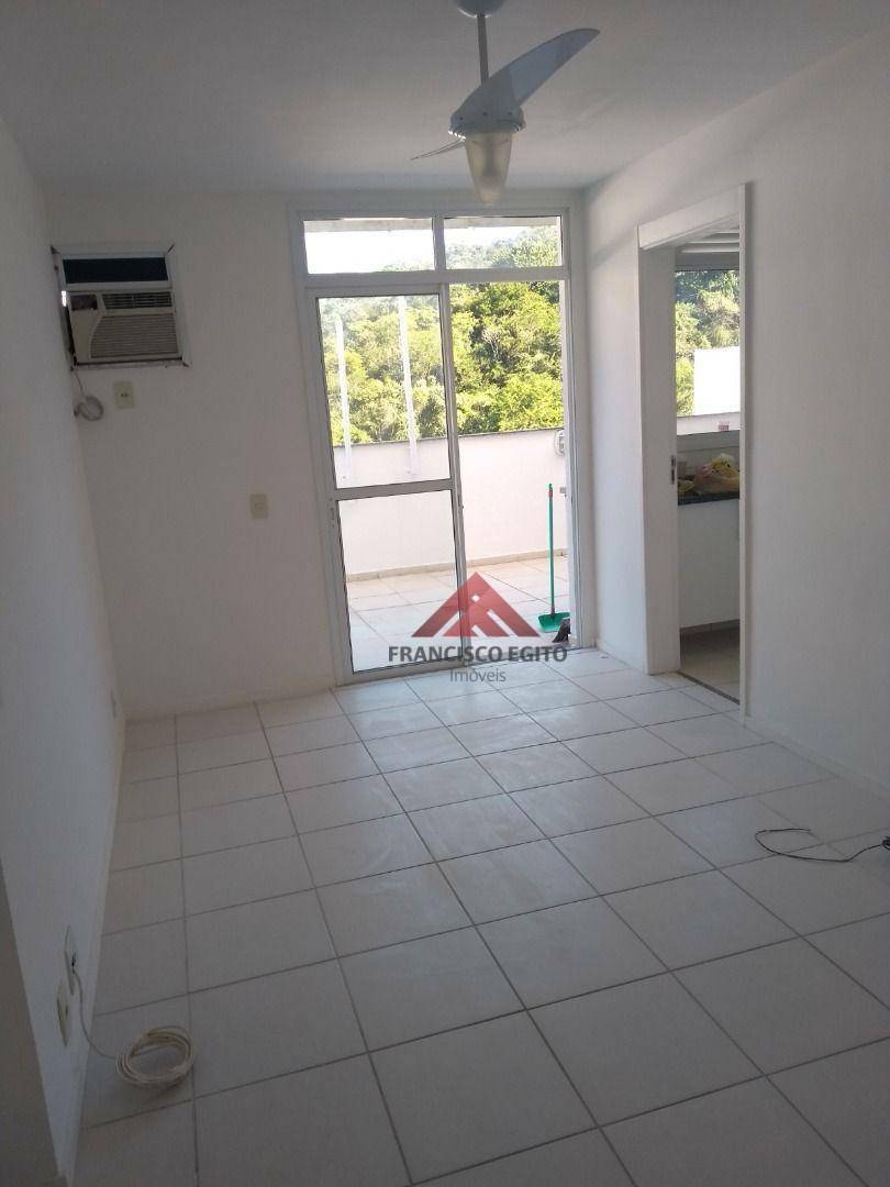 Cobertura à venda com 3 quartos, 150m² - Foto 7