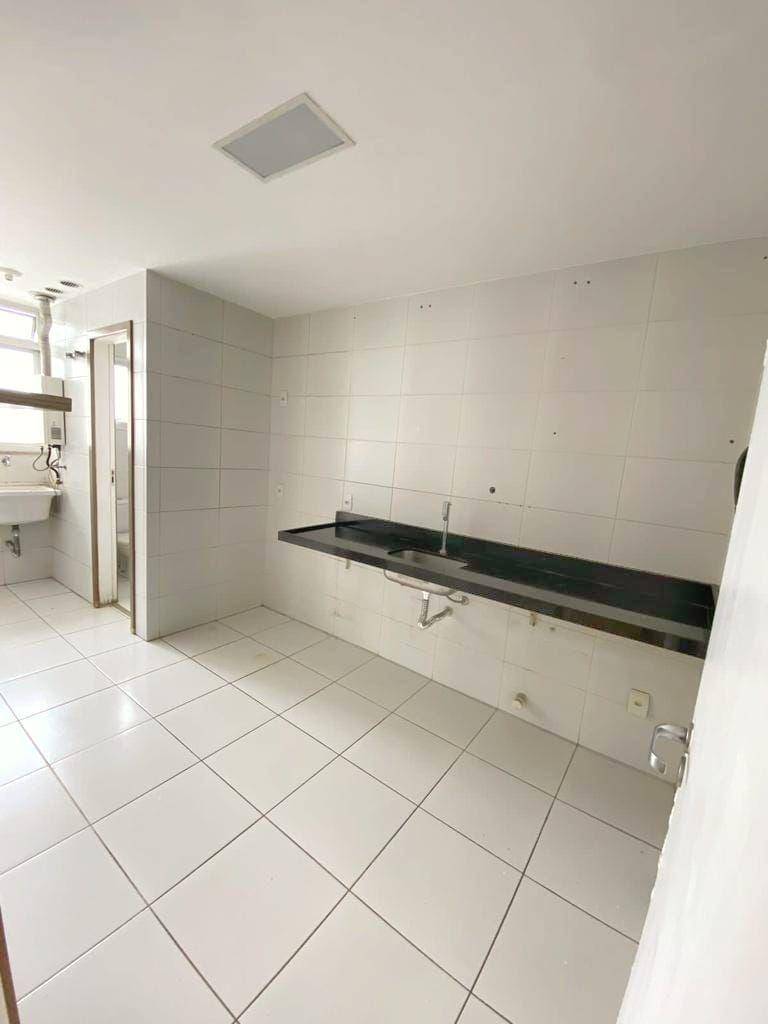 Apartamento à venda com 3 quartos, 105m² - Foto 5