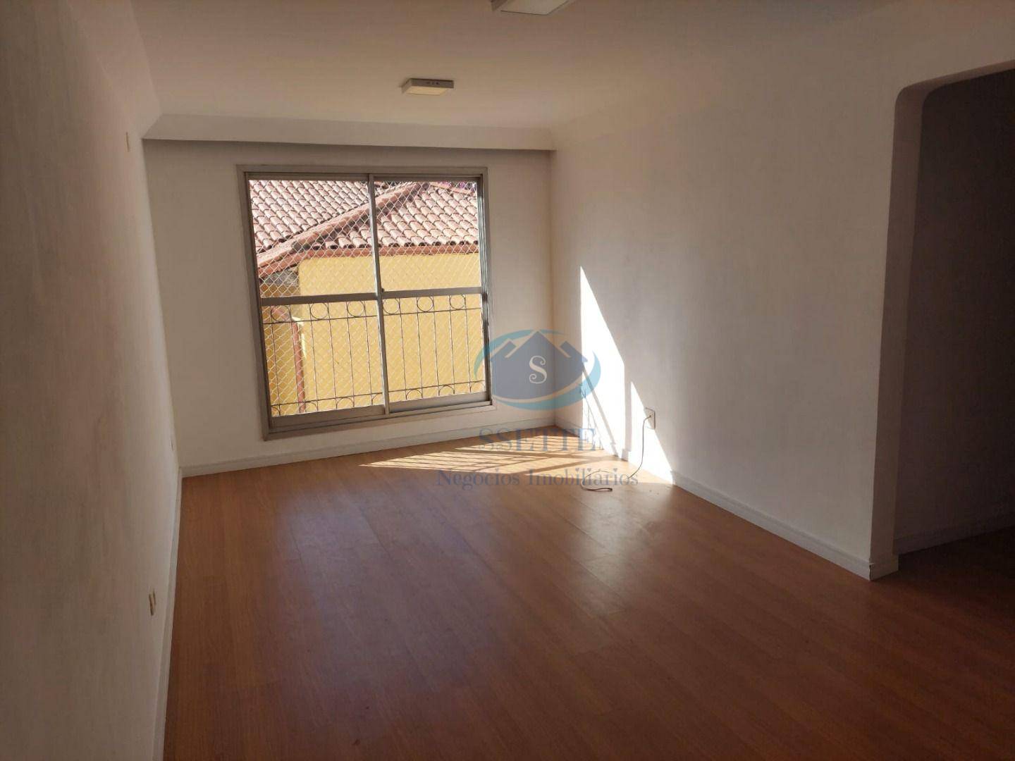 Apartamento à venda com 3 quartos, 65m² - Foto 2