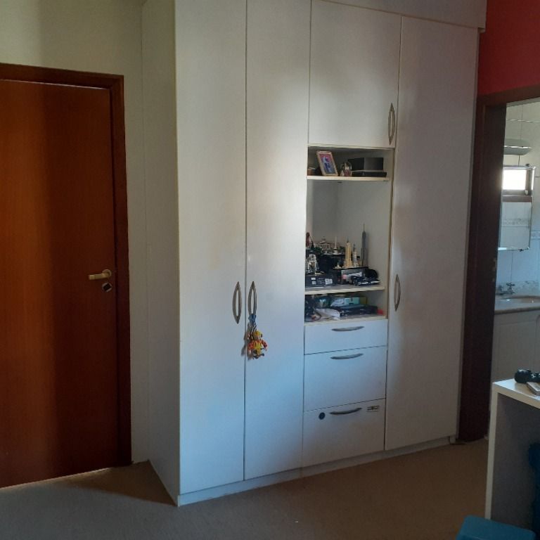 Casa de Condomínio à venda com 3 quartos, 232m² - Foto 17