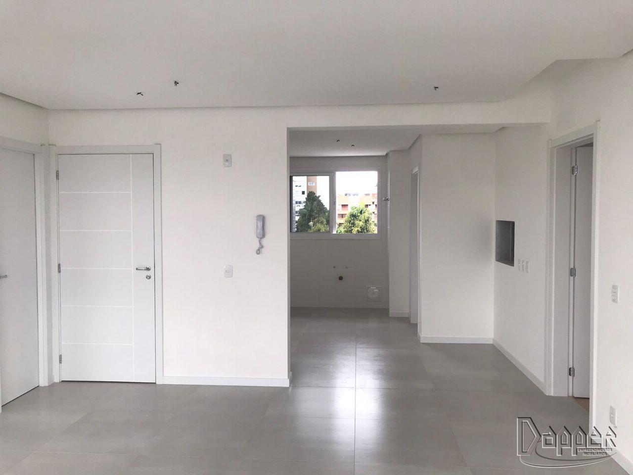 Apartamento à venda com 3 quartos, 110m² - Foto 3