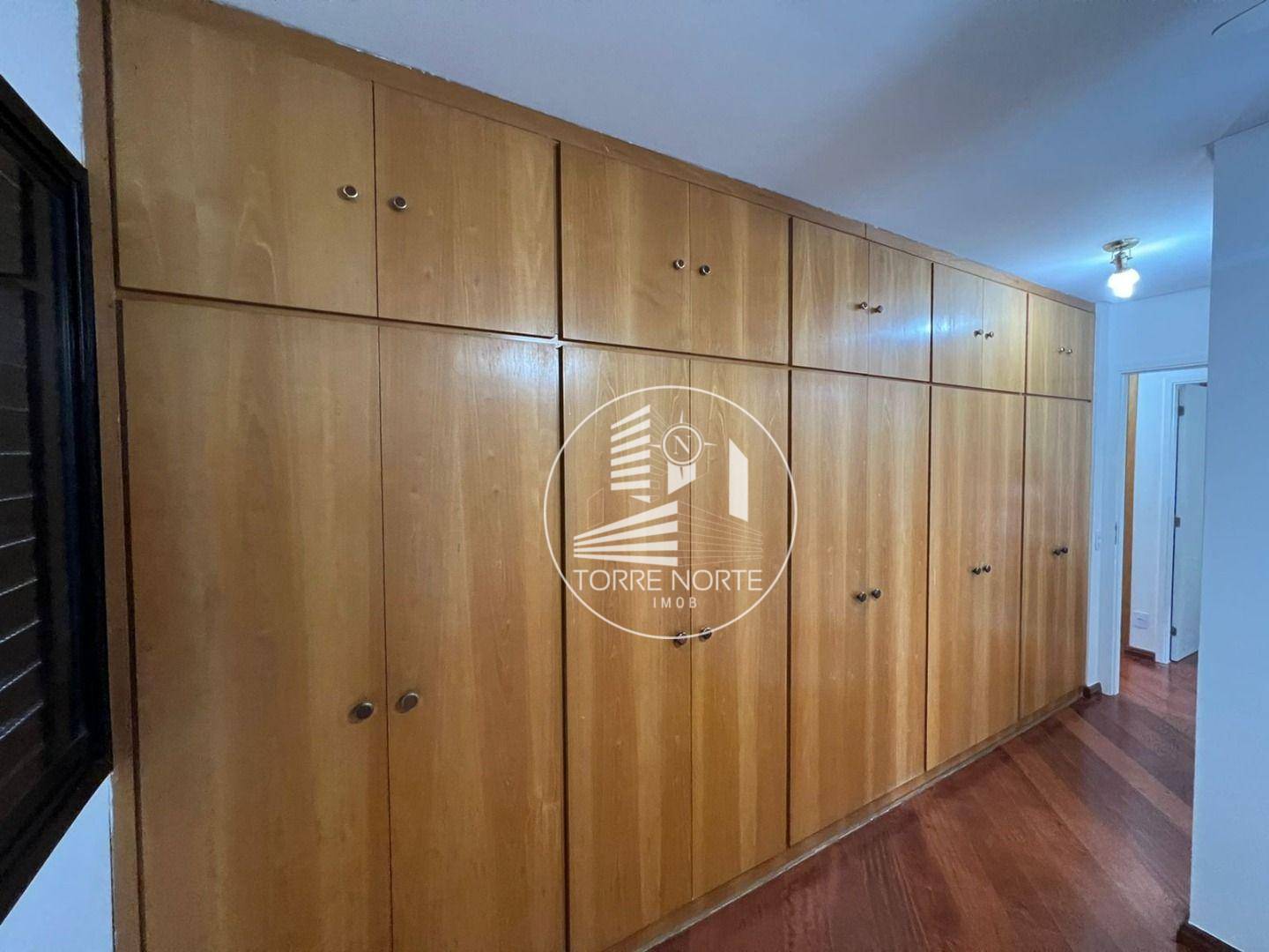 Apartamento à venda com 3 quartos, 95m² - Foto 19