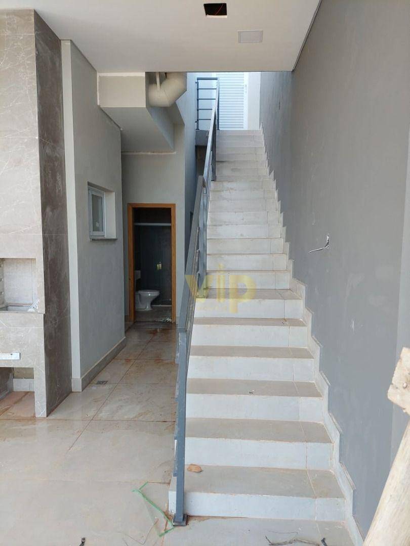 Casa à venda com 3 quartos, 275m² - Foto 2