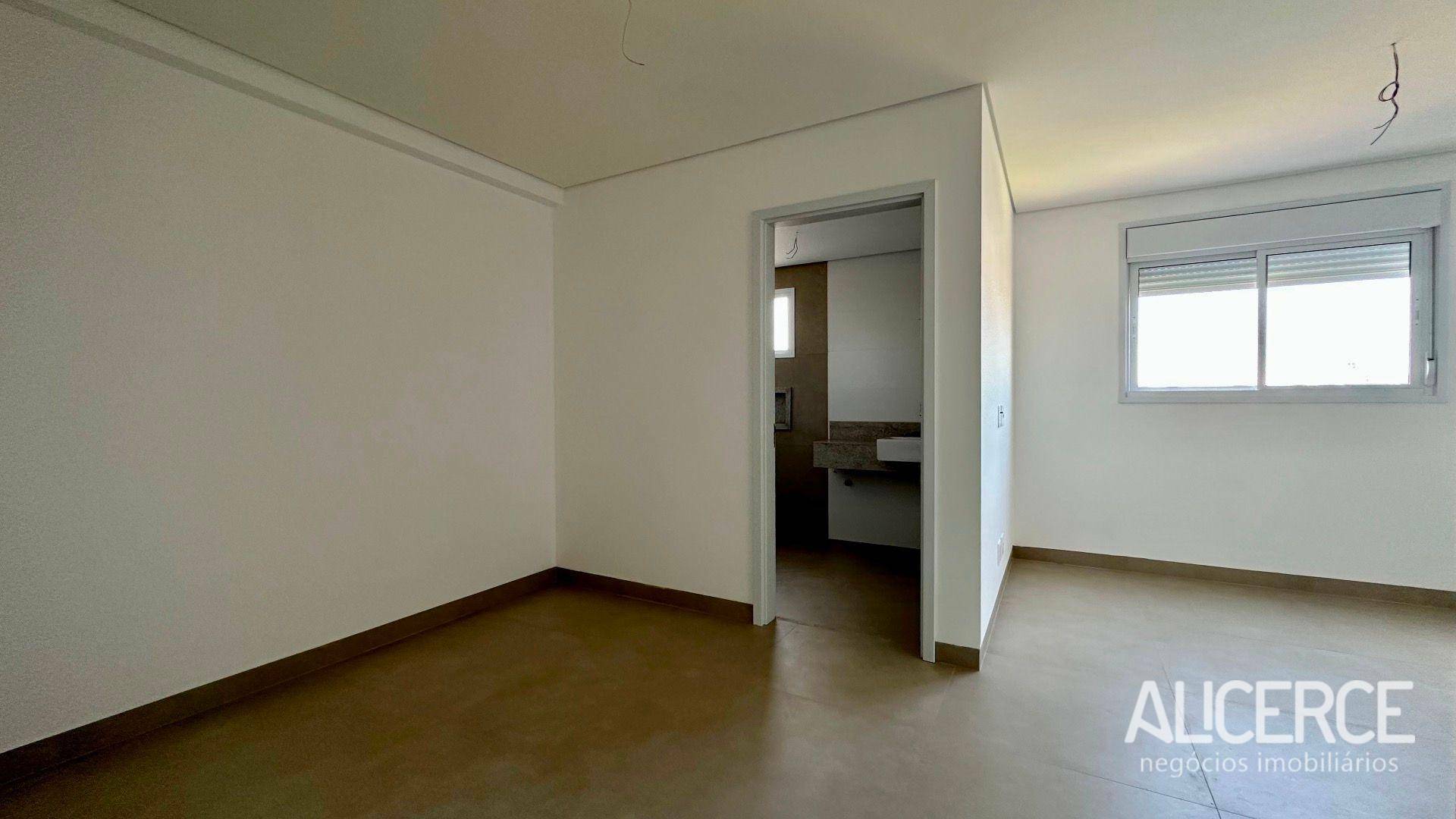 Apartamento à venda com 3 quartos, 150m² - Foto 31