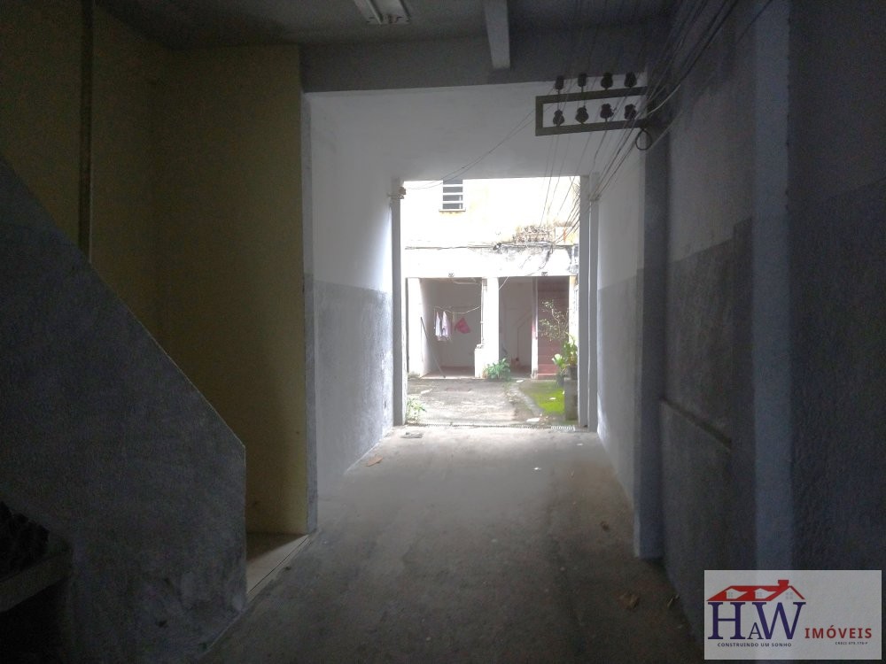 Apartamento à venda com 2 quartos, 25m² - Foto 2