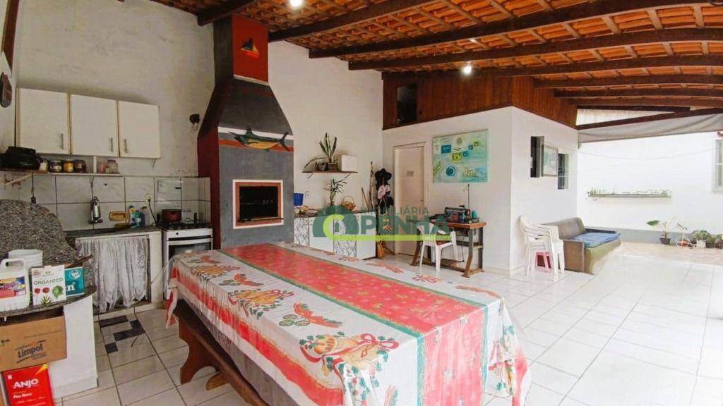 Casa à venda com 3 quartos, 100m² - Foto 12