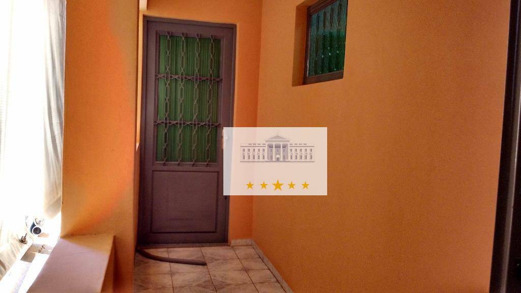 Casa à venda com 3 quartos, 340m² - Foto 3