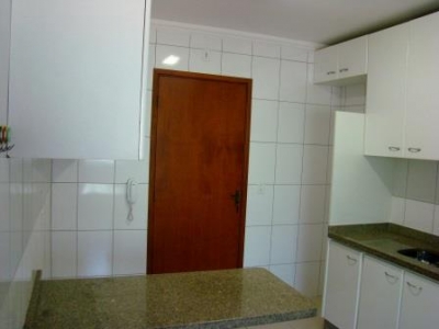 Apartamento à venda com 3 quartos, 80m² - Foto 8