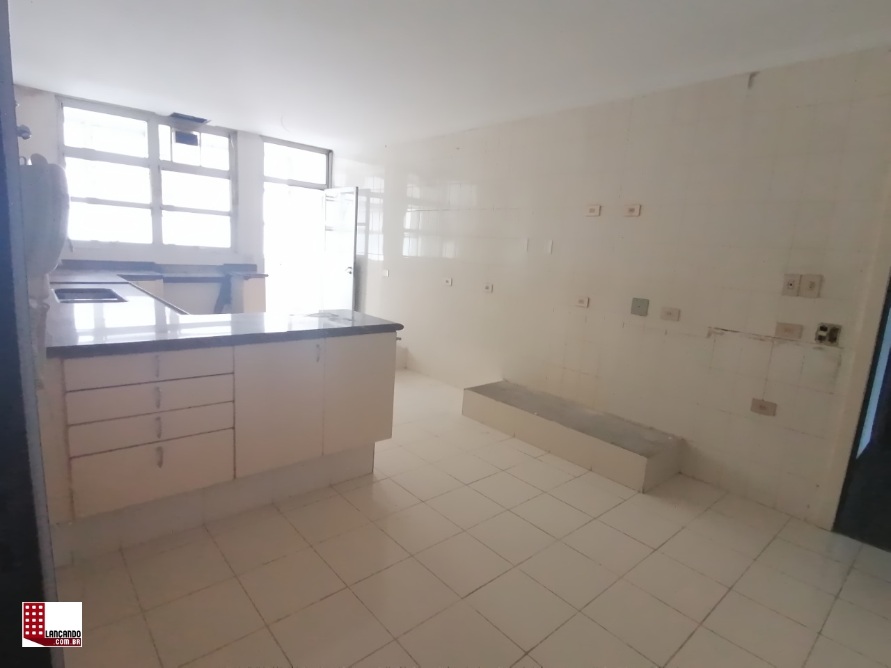 Apartamento à venda com 4 quartos, 260m² - Foto 13