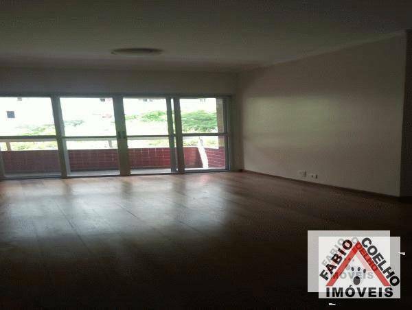 Apartamento à venda com 3 quartos, 124m² - Foto 1