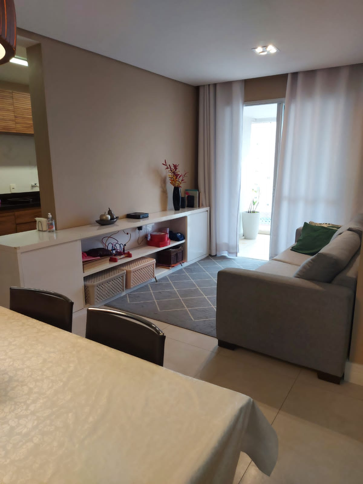 Apartamento à venda com 3 quartos, 87m² - Foto 1