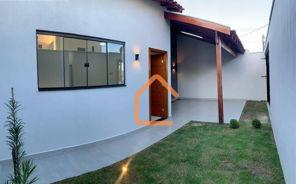 Casa à venda com 2 quartos, 82m² - Foto 1