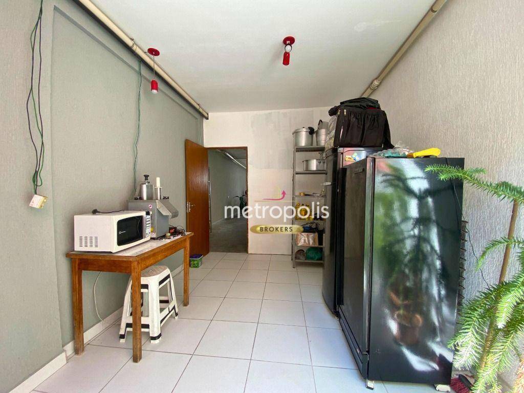 Sobrado à venda e aluguel com 3 quartos, 198m² - Foto 12