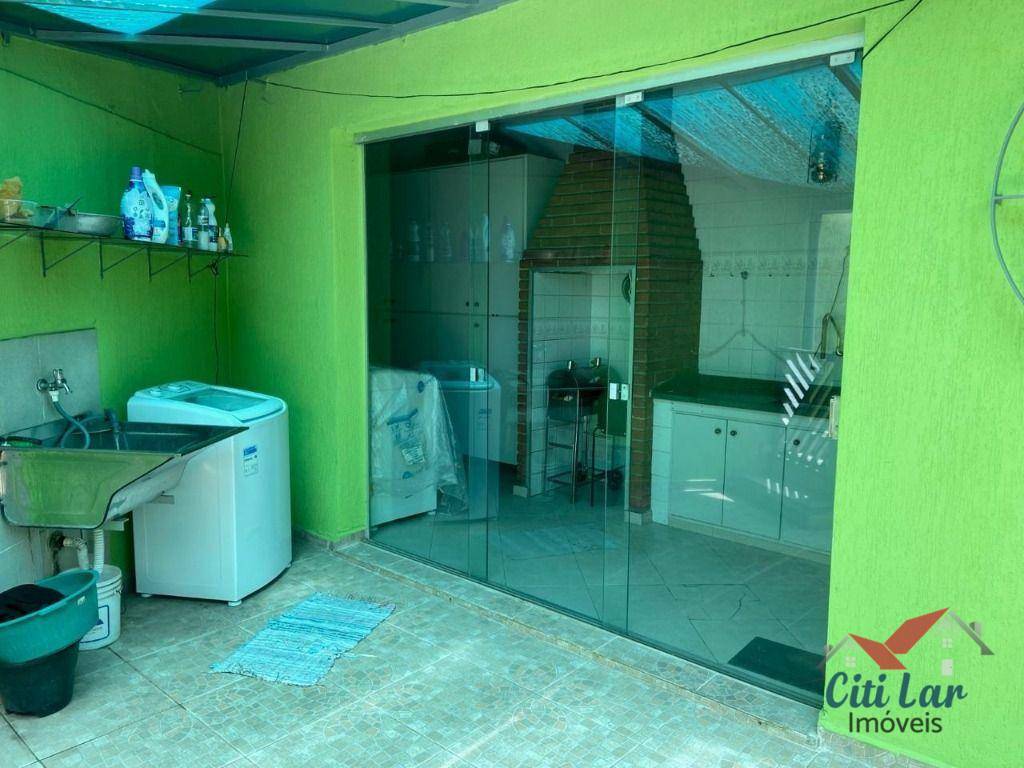 Casa à venda e aluguel com 2 quartos, 120m² - Foto 13