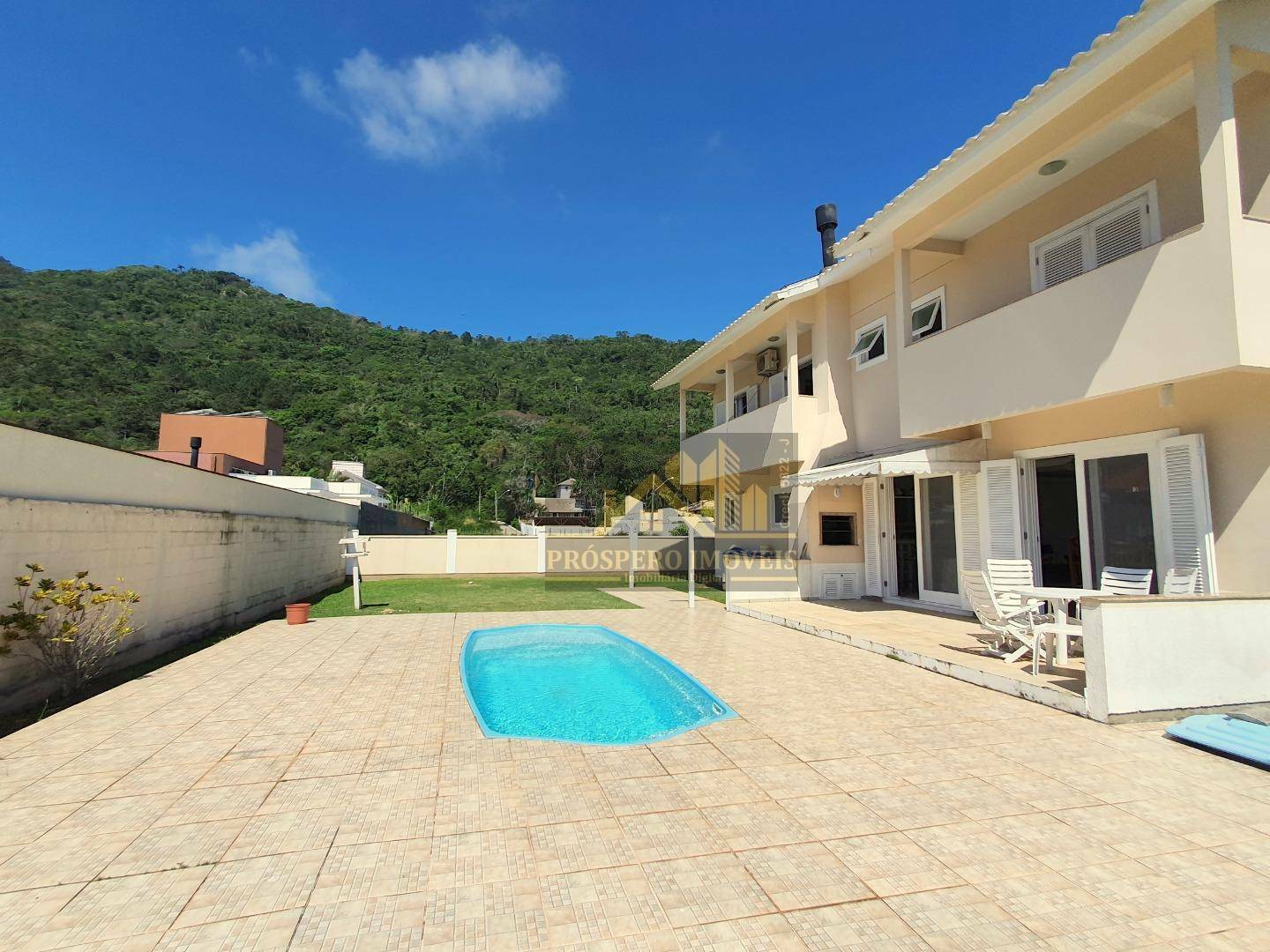 Casa à venda e aluguel com 5 quartos, 304m² - Foto 42