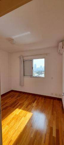 Apartamento para alugar com 3 quartos, 98m² - Foto 14