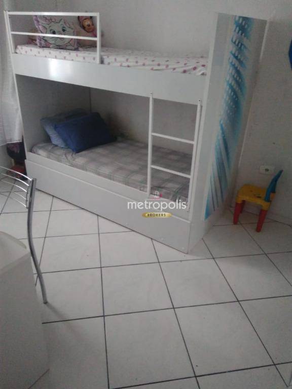 Sobrado à venda com 2 quartos, 220m² - Foto 5