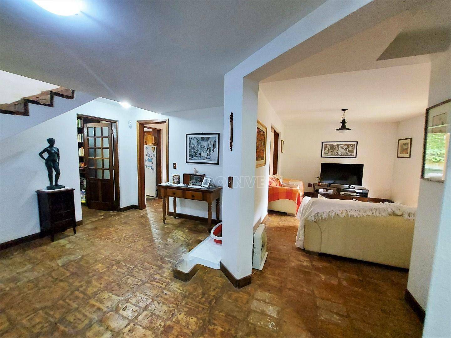 Casa de Condomínio à venda com 3 quartos, 478m² - Foto 4