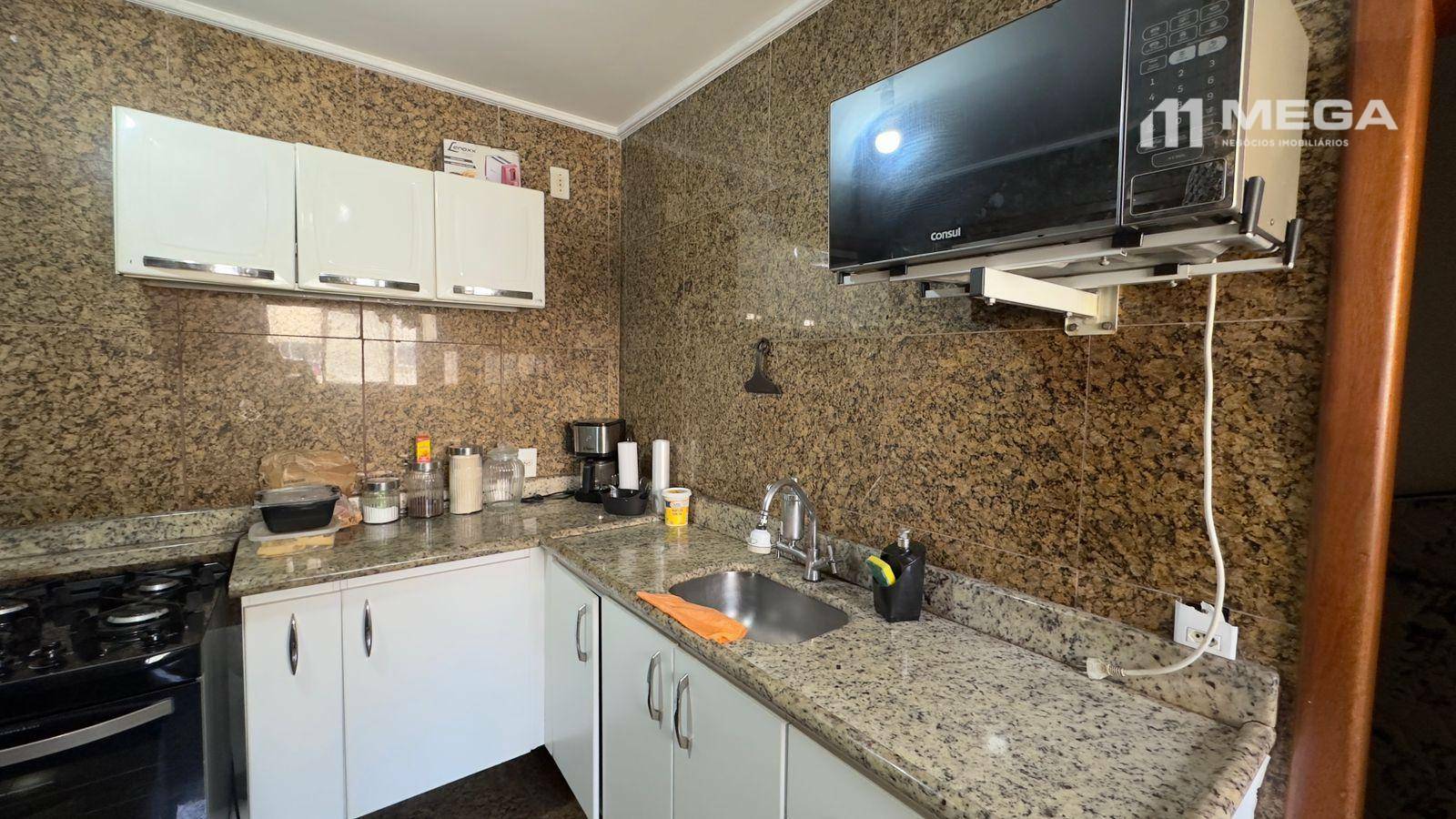 Apartamento à venda com 2 quartos, 74m² - Foto 3