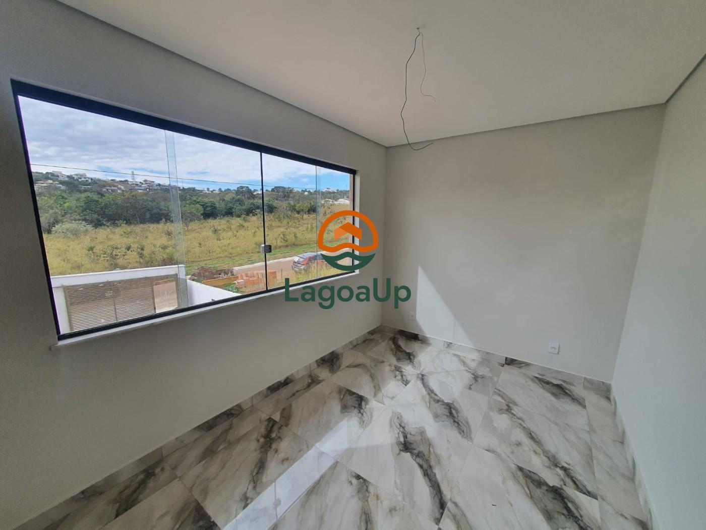 Casa à venda com 4 quartos, 134m² - Foto 11