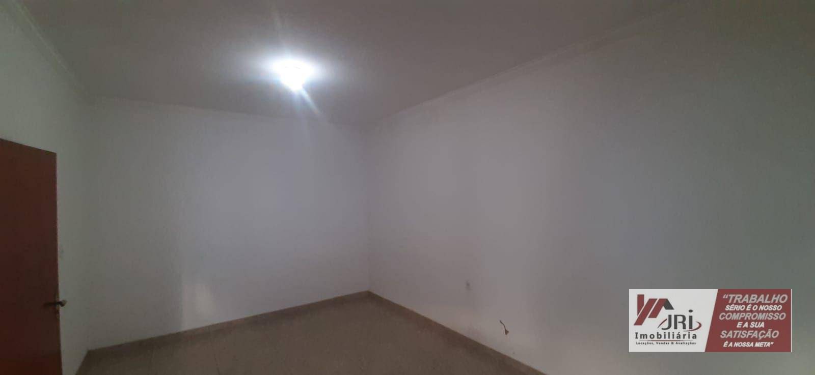 Chácara à venda e aluguel com 2 quartos, 926M2 - Foto 8