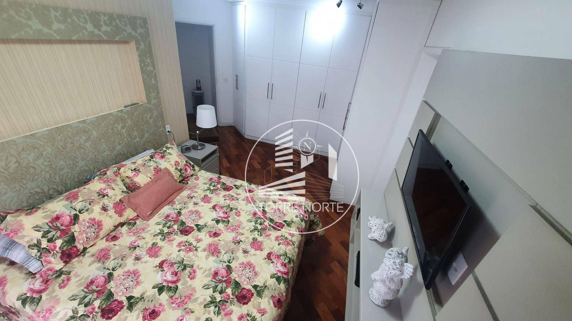 Apartamento à venda com 3 quartos, 160m² - Foto 14