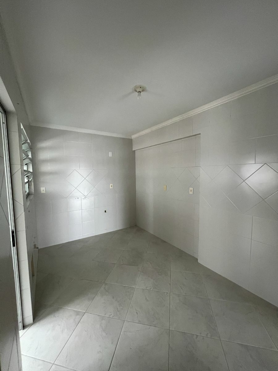 Apartamento à venda com 3 quartos, 136m² - Foto 14