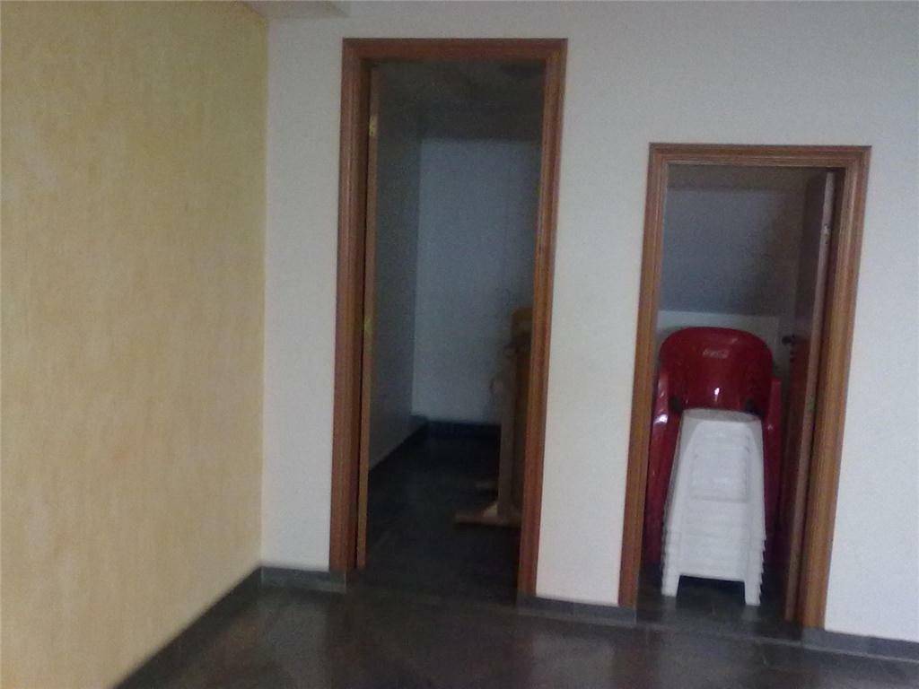 Sobrado para alugar com 3 quartos, 300m² - Foto 29