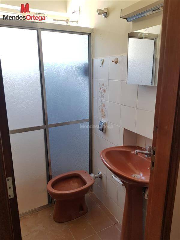 Apartamento para alugar com 2 quartos, 95m² - Foto 3