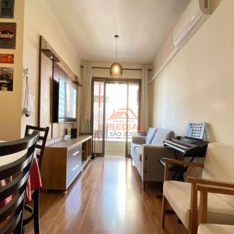 Apartamento à venda com 2 quartos, 75m² - Foto 2