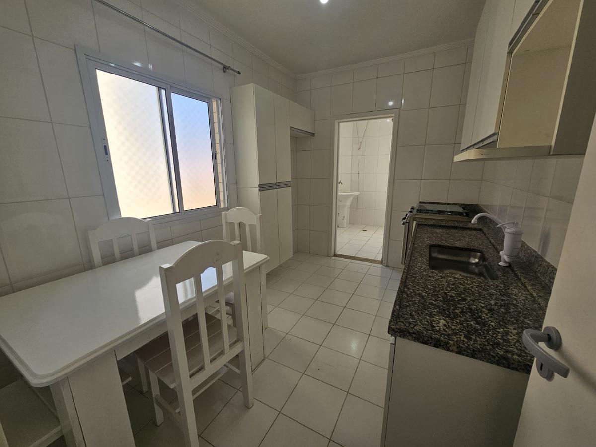 Apartamento à venda com 3 quartos, 123m² - Foto 13