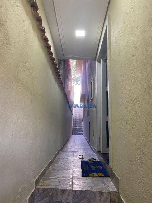 Sobrado à venda com 4 quartos, 200m² - Foto 6