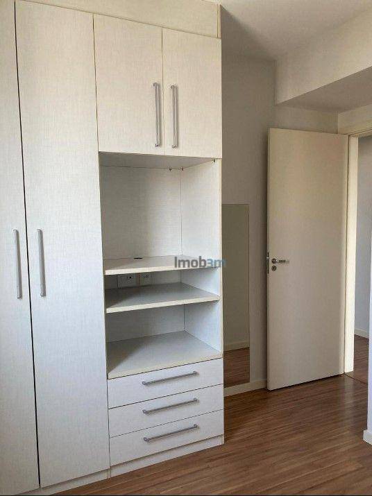 Apartamento para alugar com 3 quartos, 72m² - Foto 12