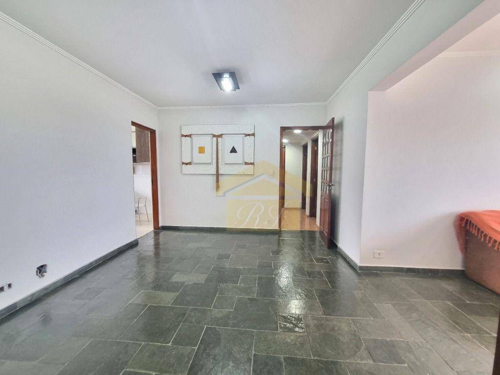 Cobertura à venda com 3 quartos, 200m² - Foto 4