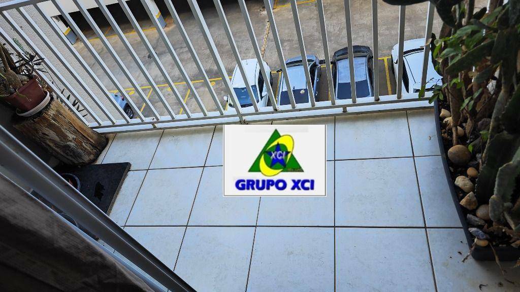 Apartamento à venda com 2 quartos, 58m² - Foto 4