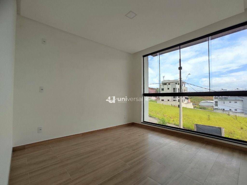 Casa à venda com 3 quartos, 150m² - Foto 10