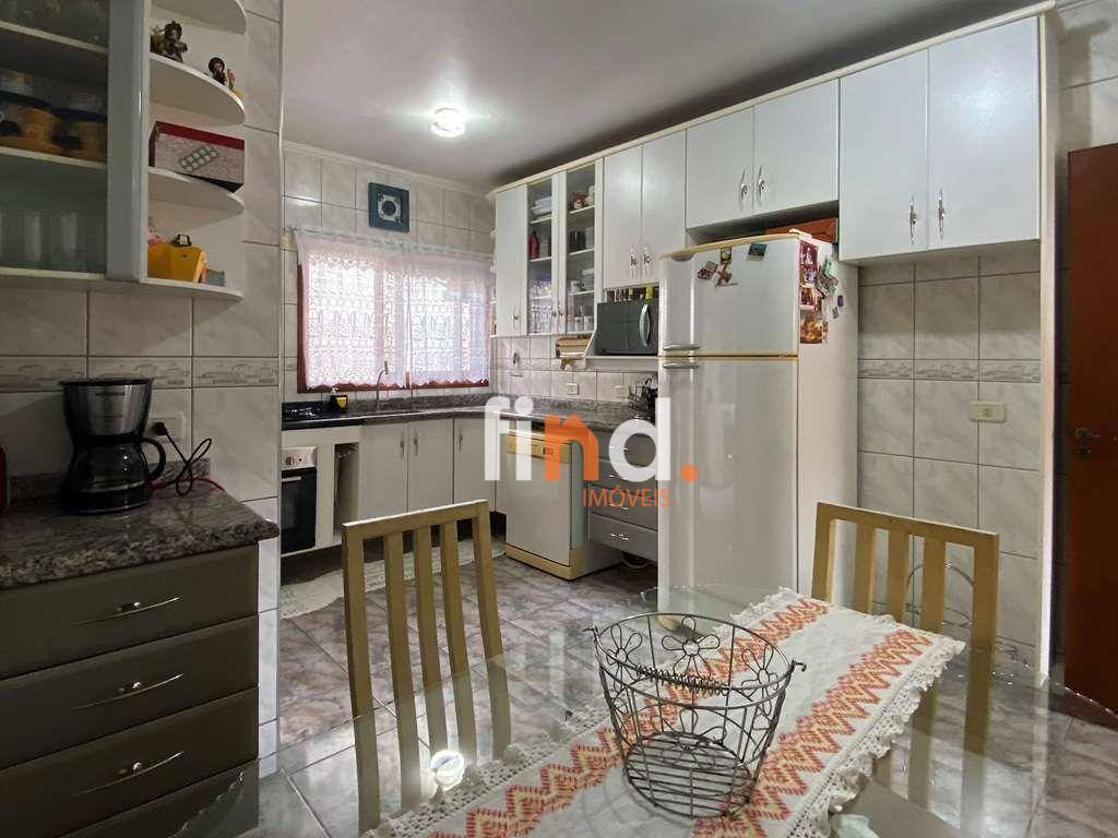 Casa de Condomínio à venda com 3 quartos, 361m² - Foto 11