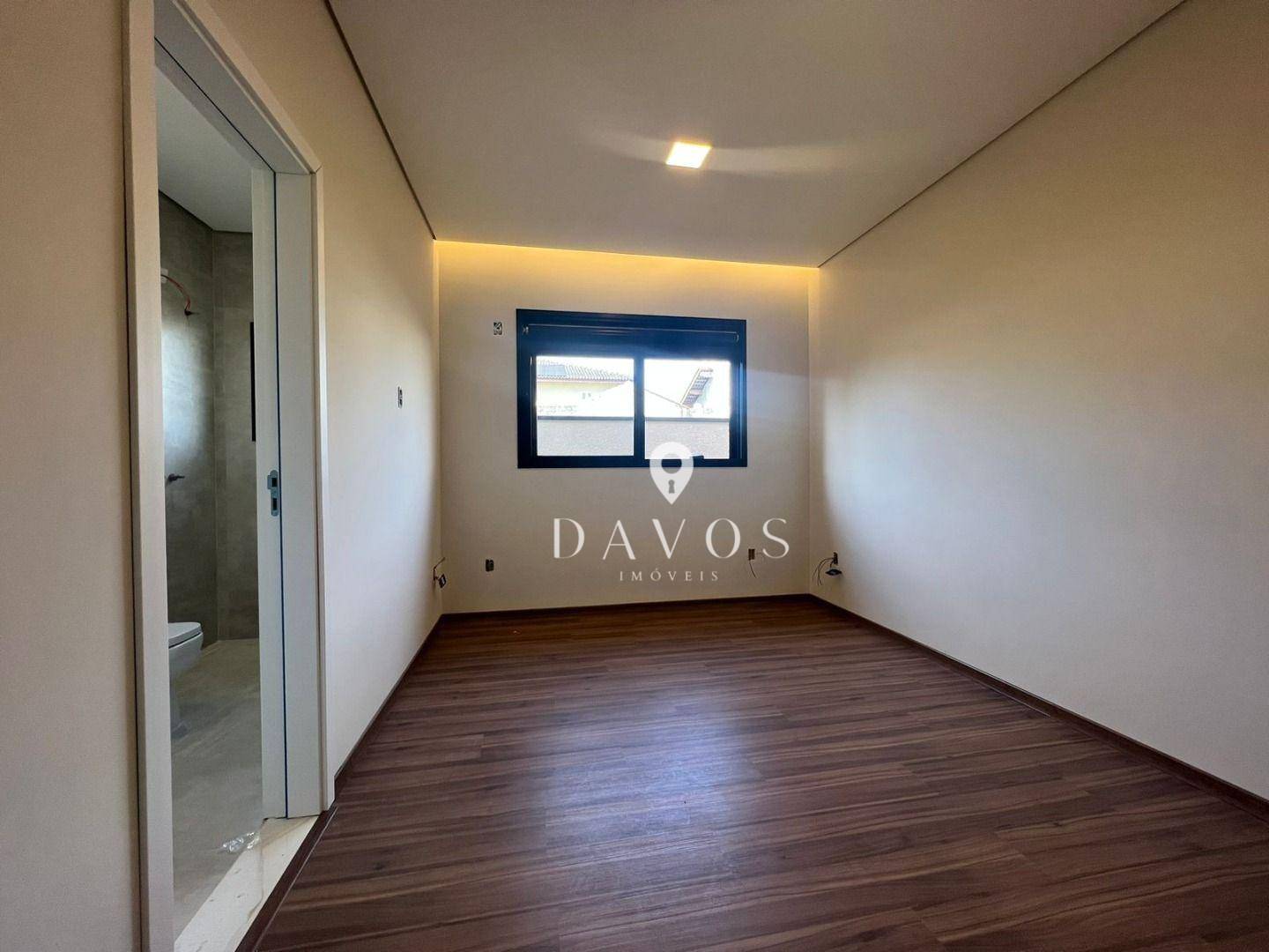 Casa à venda com 3 quartos, 238m² - Foto 14