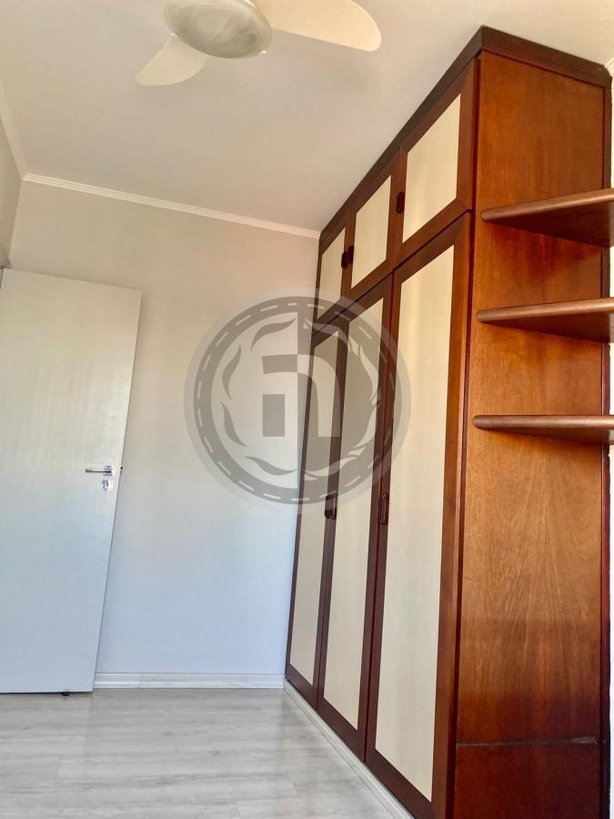 Apartamento à venda com 3 quartos, 200m² - Foto 26