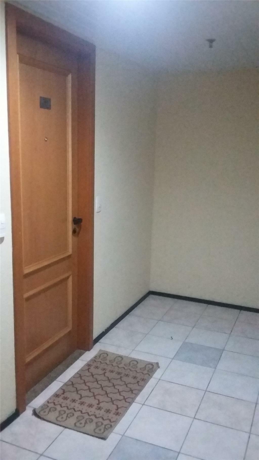 Apartamento à venda com 3 quartos, 126m² - Foto 2