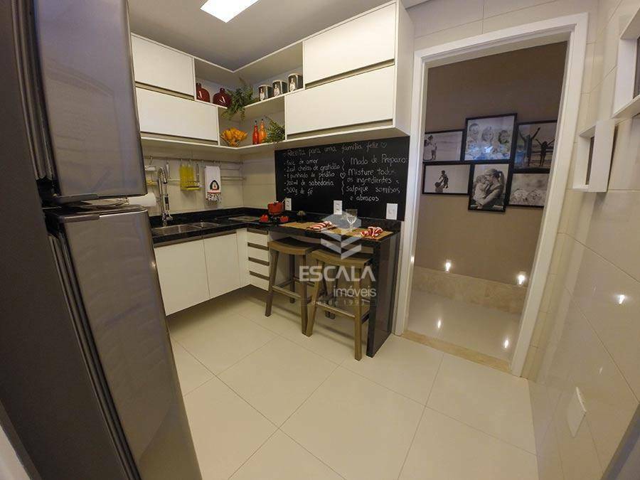 Apartamento à venda com 3 quartos, 155m² - Foto 11